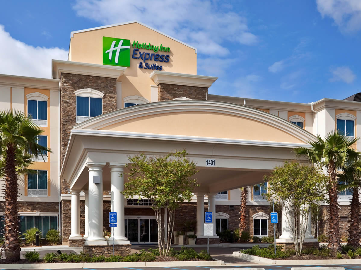 Holiday Inn Express and Suites